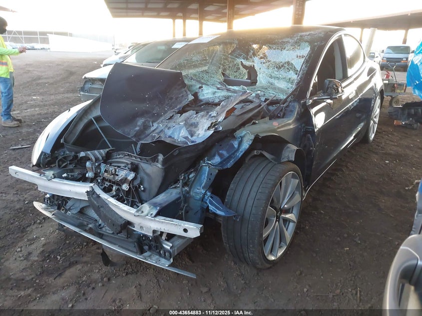 VIN 5YJ3E1EB0JF083950 2018 TESLA MODEL 3 LONG RANGE/PERFORMANCE