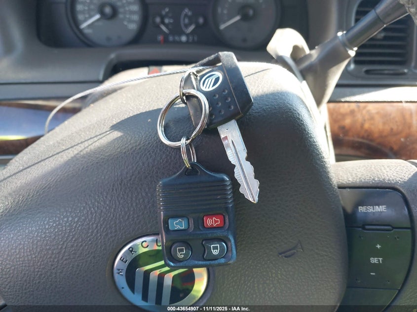 2009 Mercury Grand Marquis Ls (Fleet Only) VIN: 2MEHM75V39X634274 Lot: 43654907