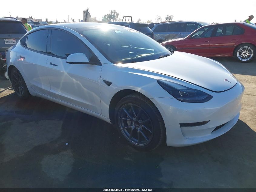 TESLA MODEL 3 REAR-WHEEL DRIVE