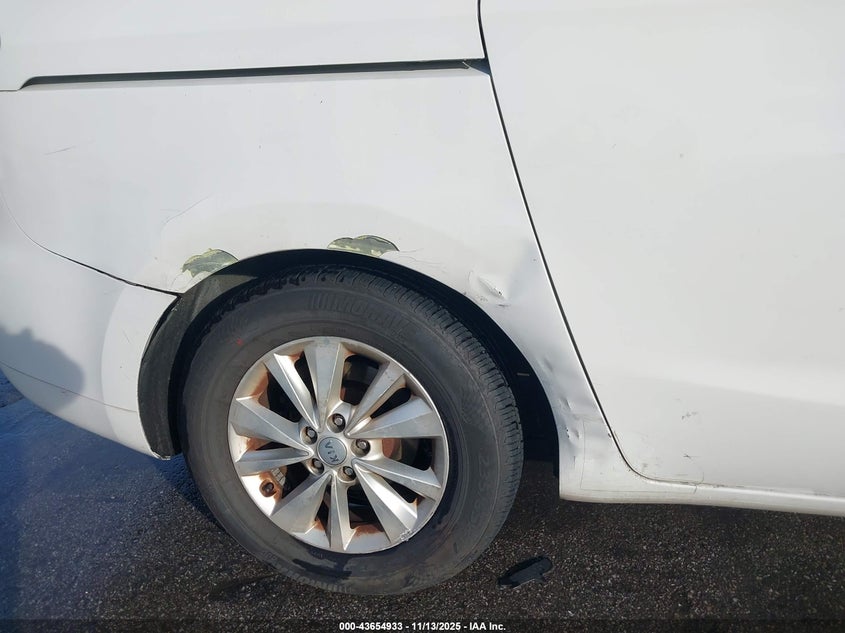 2016 Kia Sedona Lx VIN: KNDMB5C16G6084832 Lot: 43654933