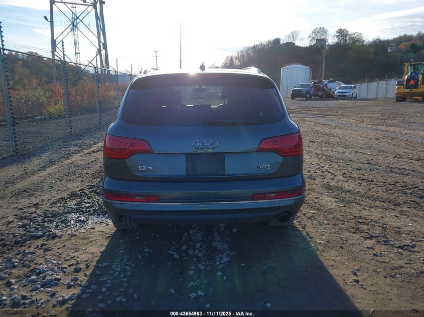 2015 Audi Q7 3.0T Premium VIN: WA1LGAFE0FD017636 Lot: 43654963