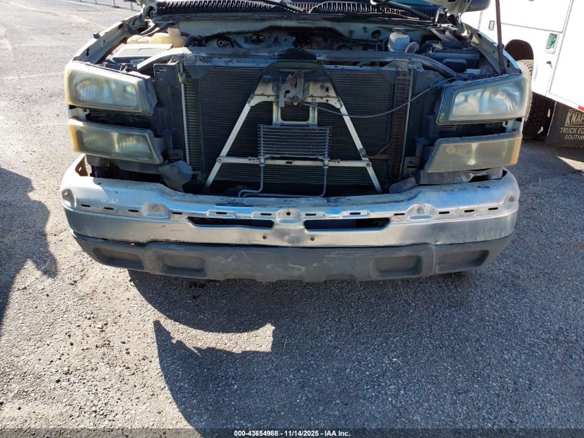 2005 Chevrolet Silverado 2500Hd Work Truck VIN: 1GBHC24U25E189977 Lot: 43654988