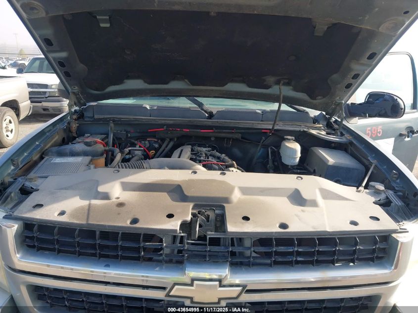 2008 Chevrolet Silverado 2500Hd Work Truck VIN: 1GCHC29K78E194972 Lot: 43654995