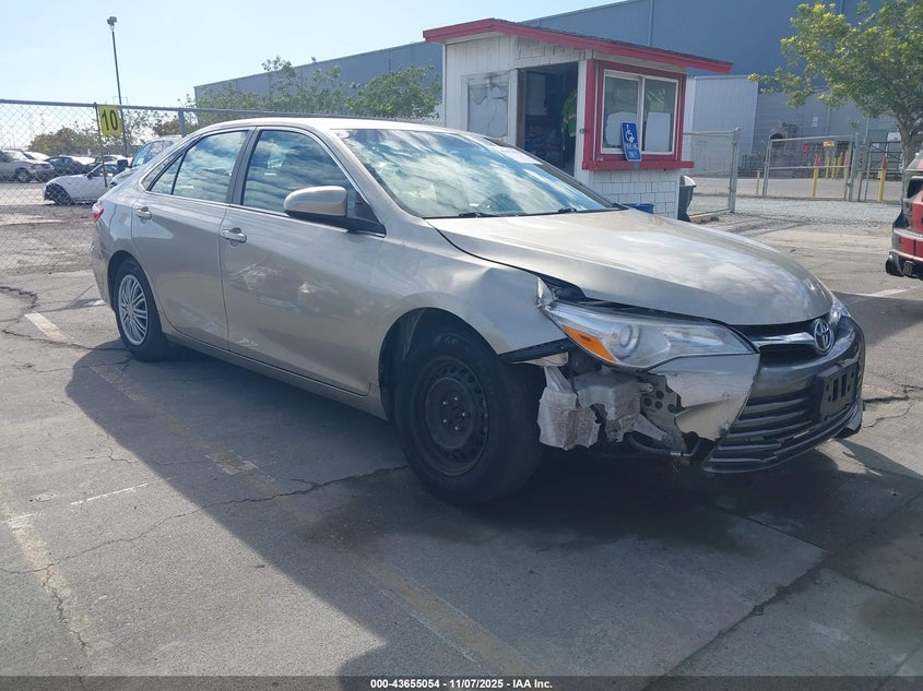 2017 TOYOTA CAMRY LE - 4T1BF1FK3HU719572