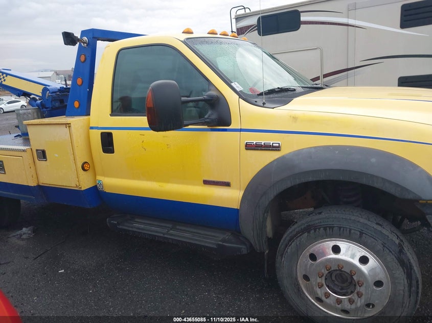 2007 Ford F-550 Chassis Xl/Xlt VIN: 1FDAF57P37EB19897 Lot: 43655085