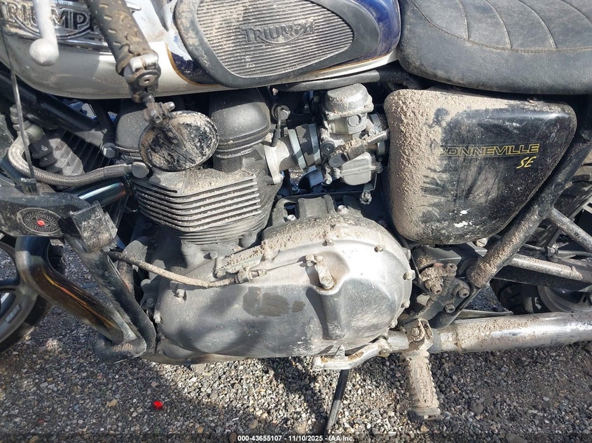 2010 TRIUMPH MOTORCYCLE BONNEVILLE - SMT900K15AT421789