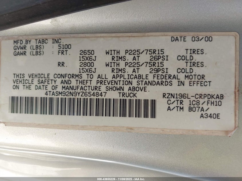 4TASM92N9YZ654847 2000 TOYOTA TACOMA photo no. 9