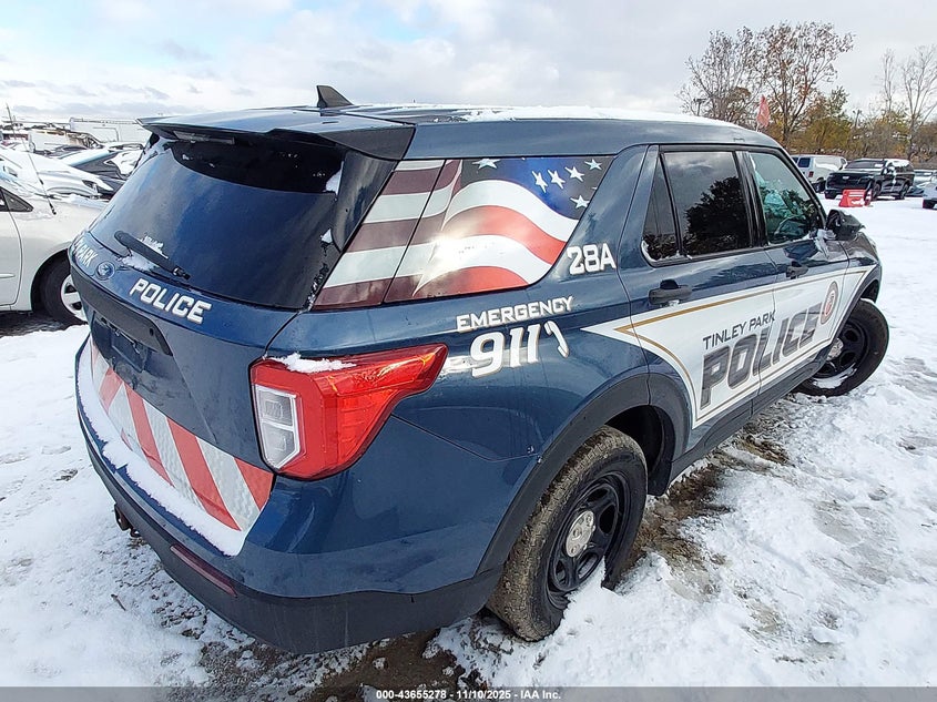 2021 FORD POLICE INTERCEPTOR UTILITY auction photo 4