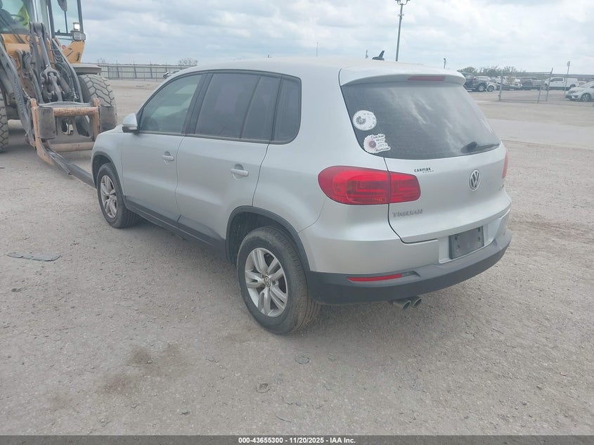 WVGAV7AX0CW524241 2012 VOLKSWAGEN TIGUAN photo no. 3