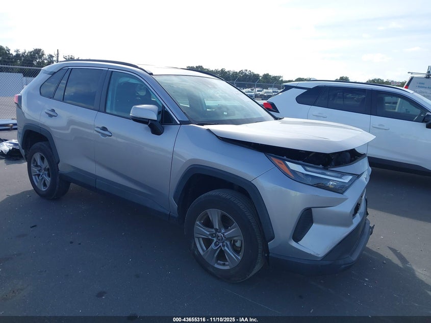 2022 TOYOTA RAV4 XLE - 2T3W1RFV1NC186991