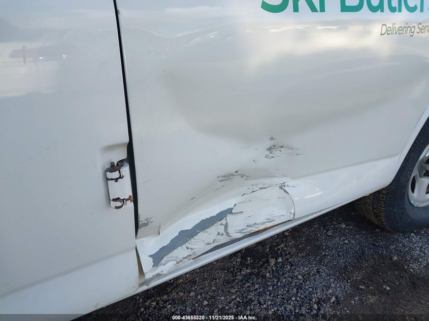 2005 Chevrolet Express VIN: 1GNFH15T651196336 Lot: 43655320