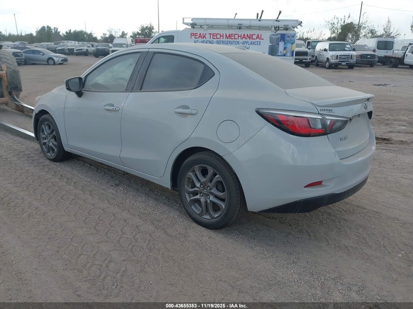 3MYDLBYV9KY504352 2019 TOYOTA YARIS photo no. 3
