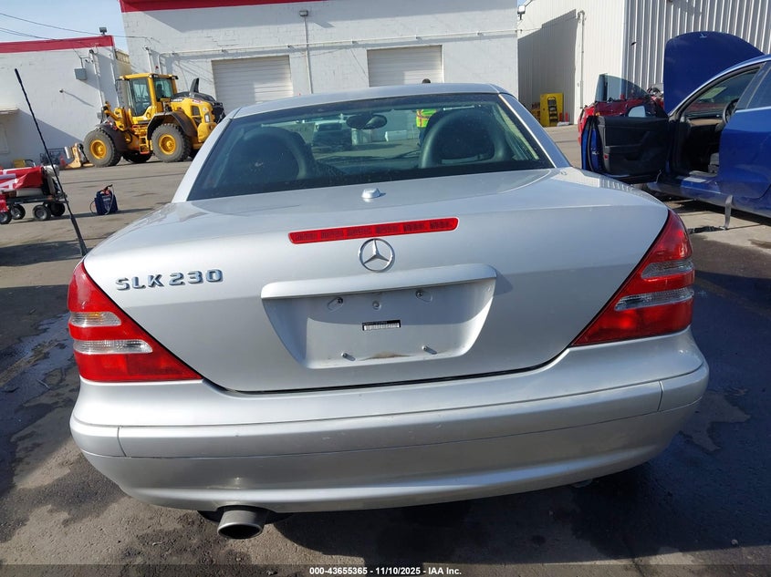 2002 Mercedes-Benz Slk 230 Kompressor VIN: WDBKK49F72F269824 Lot: 43655365