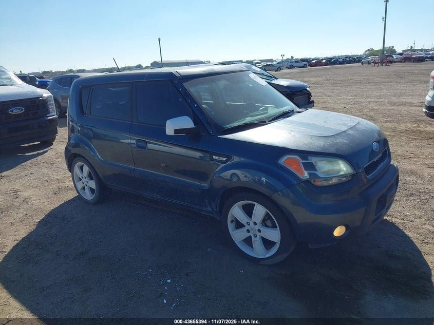 KIA SOUL +