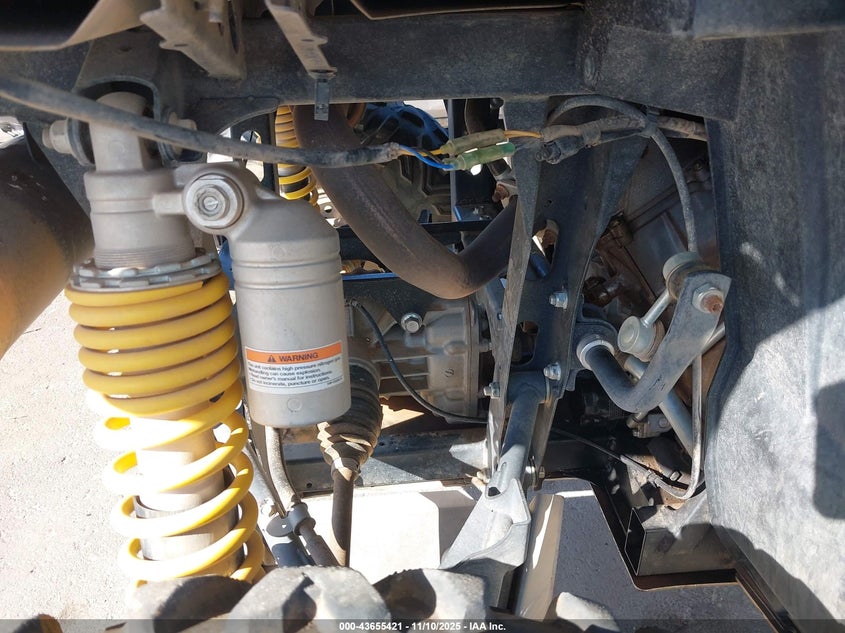 5Y4AME2Y0HA101464 2017 YAMAHA  photo no. 8