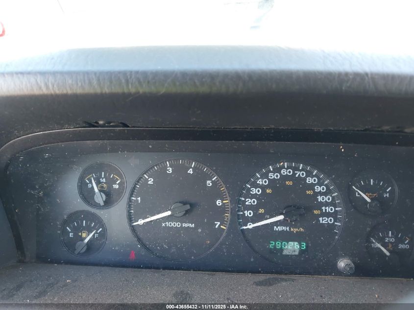 2004 Jeep Grand Cherokee Laredo VIN: 1J4GX48S34C335856 Lot: 43655432