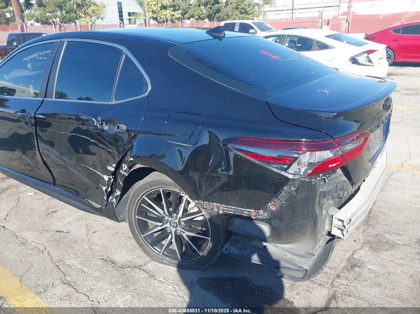 2024 TOYOTA CAMRY SE 4T1G11AK2RU257261
