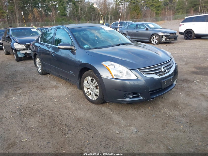 NISSAN ALTIMA HYBRID