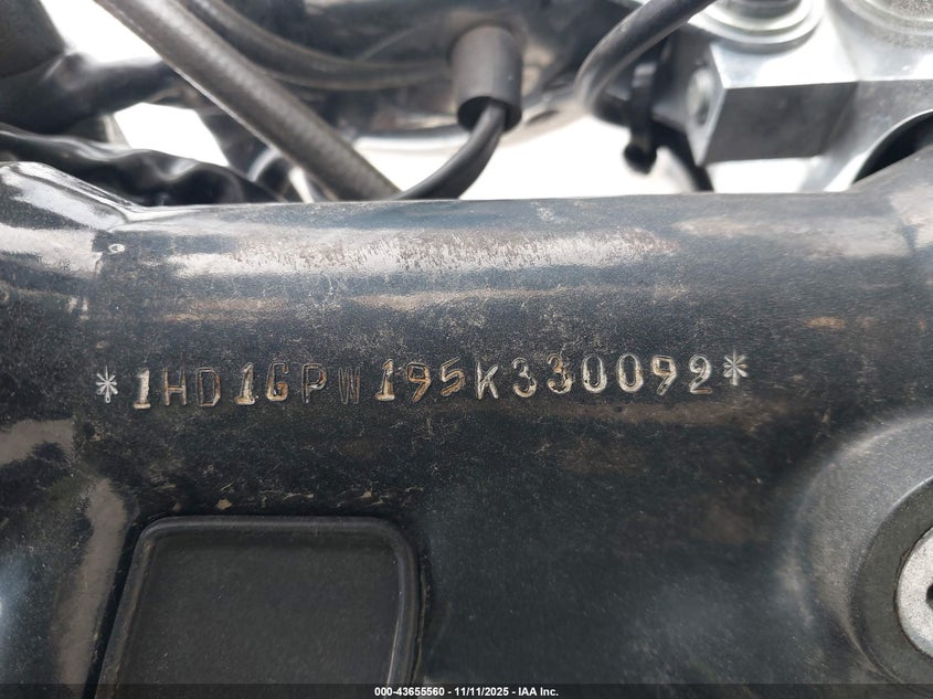 2005 Harley-Davidson Fxdwgi VIN: 1HD1GPW195K330092 Lot: 43655560