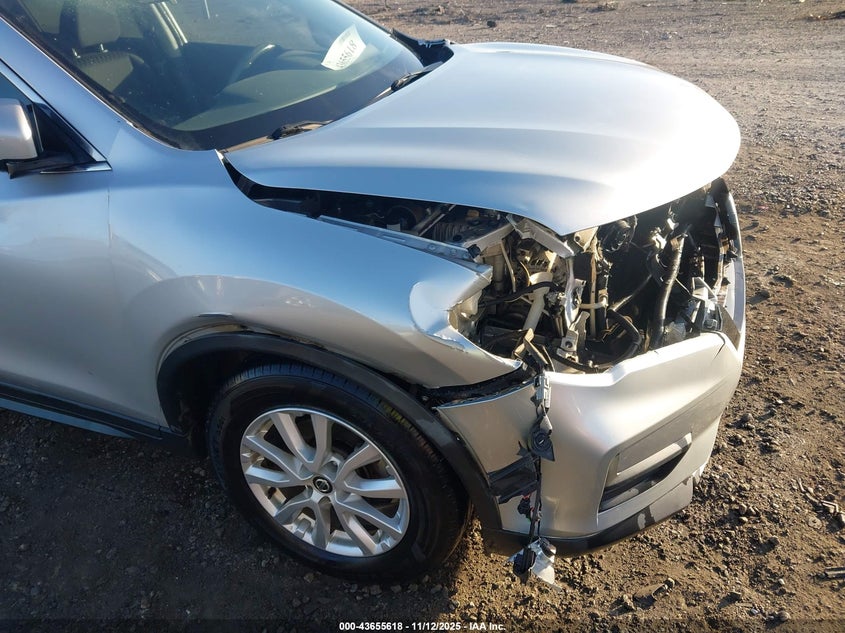 2018 NISSAN ROGUE SV - KNMAT2MT8JP537610