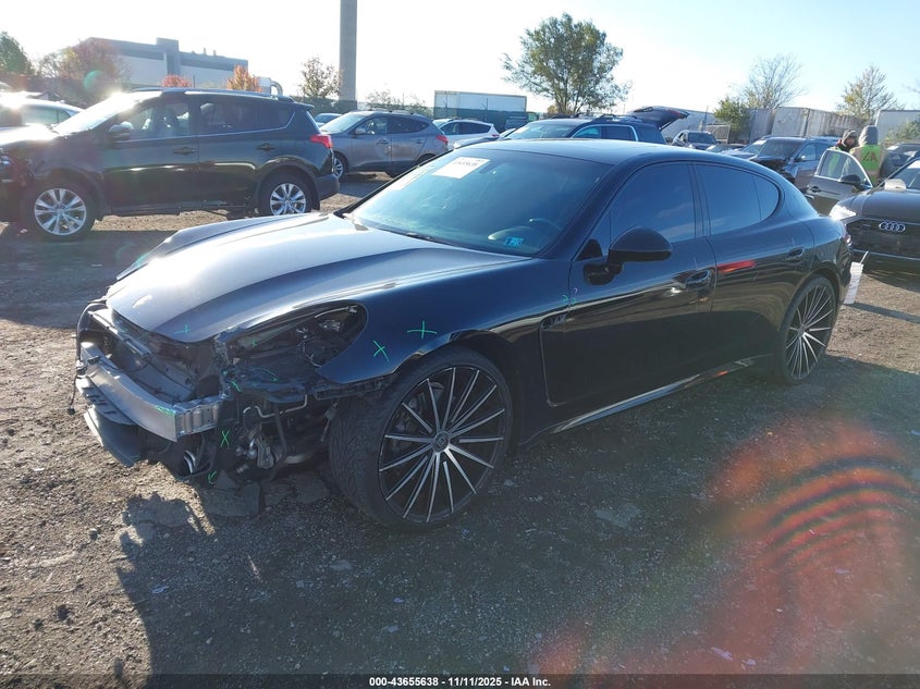 WP0AA2A71EL013693 2014 PORSCHE PANAMERA photo no. 2