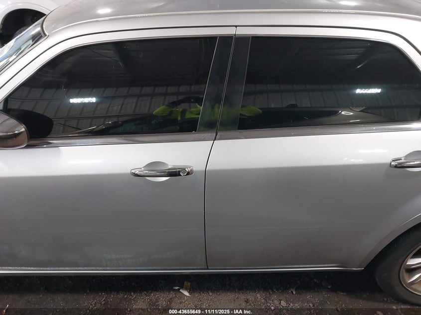 2005 Chrysler 300C VIN: 2C3JA63H75H577220 Lot: 43655649