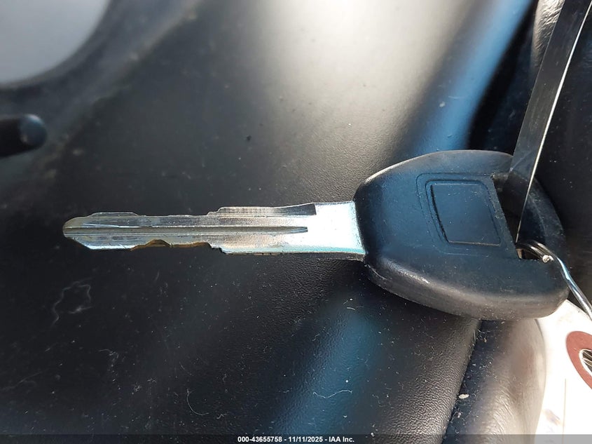 1HGES26772L038859 2002 HONDA CIVIC photo no. 11