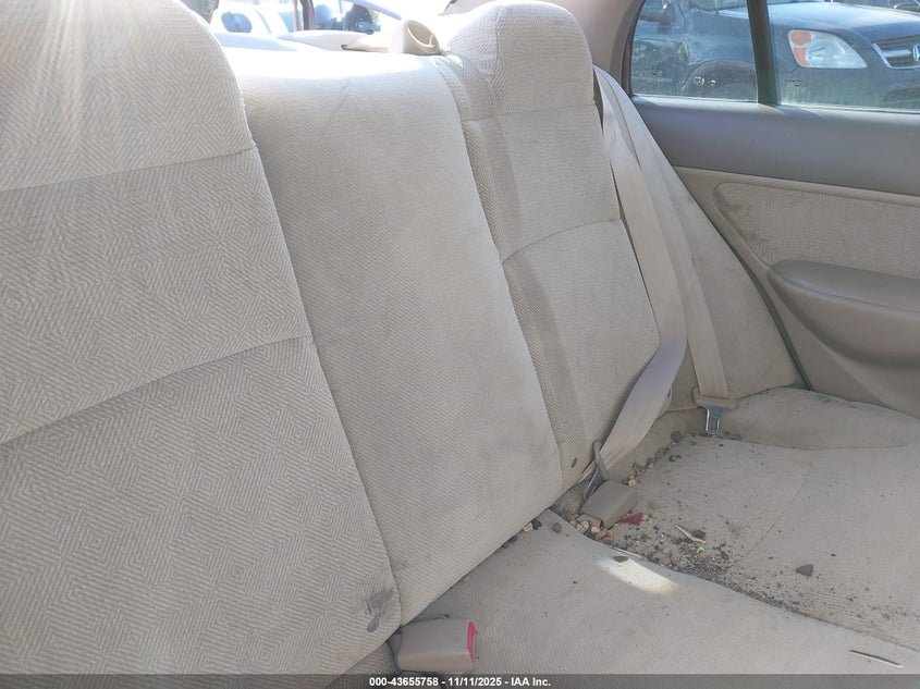 1HGES26772L038859 2002 HONDA CIVIC photo no. 8
