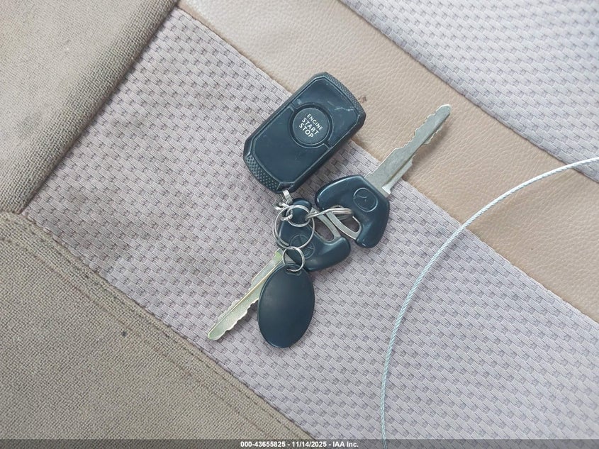 2003 Mazda Mpv Es/Lx/Lx-Sv VIN: JM3LW28A230378188 Lot: 43655825