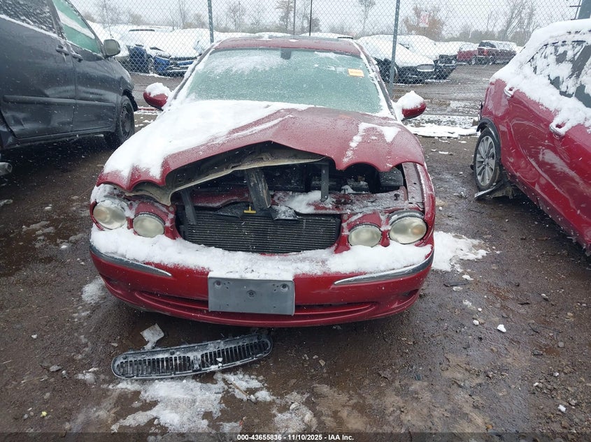 2002 Jaguar X-Type 2.5L VIN: SAJEA51D52XC67098 Lot: 43655836