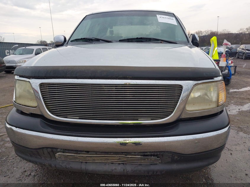 2002 Ford F-150 Lariat/Xlt VIN: 1FTRW07L52KB36296 Lot: 43655860