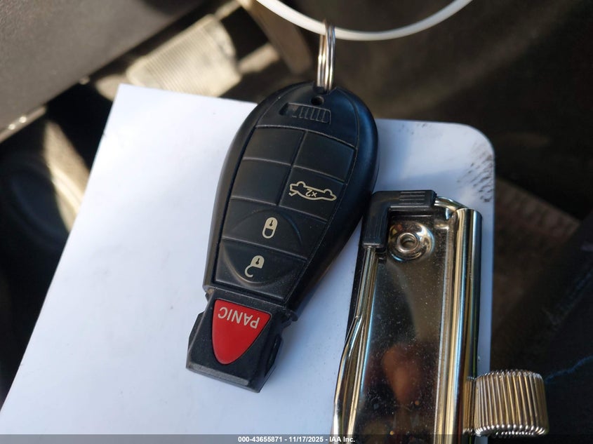 2008 Chrysler 300 Limited VIN: 2C3KA33G48H138202 Lot: 43655871