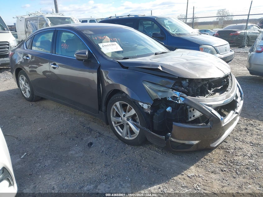 NISSAN ALTIMA 2.5 SV