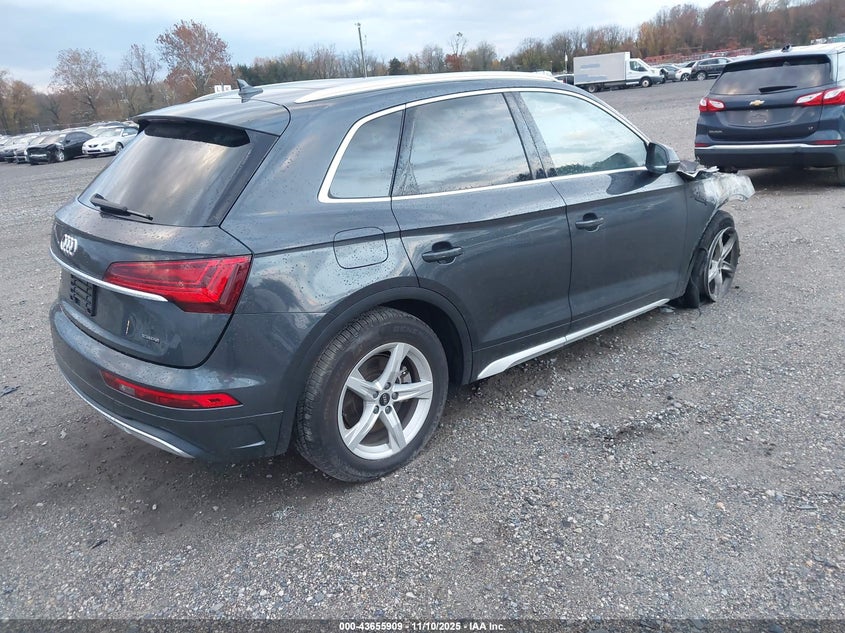 WA1AAAFY0M2038790 2021 AUDI Q5 photo no. 4