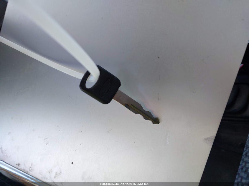 2001 Ford F-350 Lariat/Xl/Xlt VIN: 1FTSW31S21EA83444 Lot: 43655944