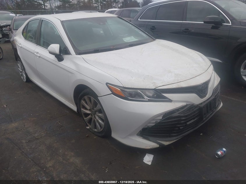 TOYOTA CAMRY LE