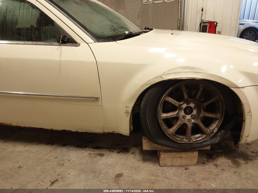 2009 Chrysler 300 Touring VIN: 2C3LA53V29H558024 Lot: 43655992