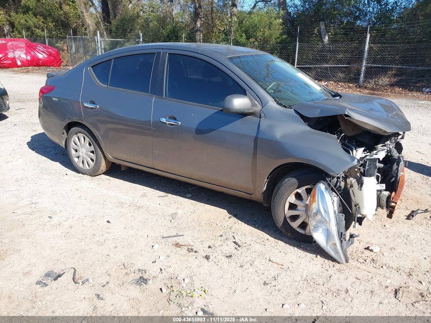 2014 NISSAN VERSA 1.6 SV - 3N1CN7AP4EL818881