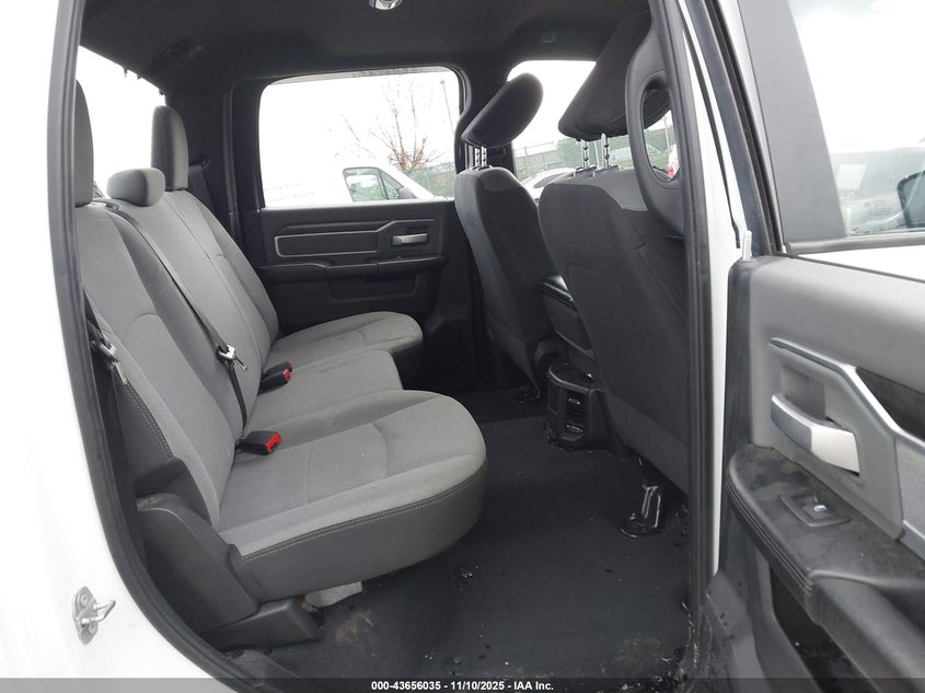 2021 Ram 3500 Big Horn 4X4 8' Box VIN: 3C63R3HL6MG514219 Lot: 43656035