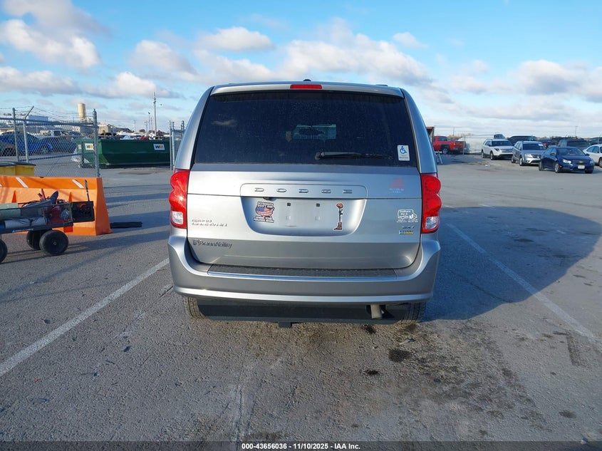 2018 Dodge Grand Caravan Sxt VIN: 2C4RDGCG9JR241544 Lot: 43656036