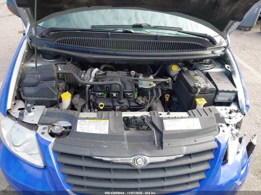 2005 Chrysler Town & Country VIN: 1C4GP45R85B225013 Lot: 43656044