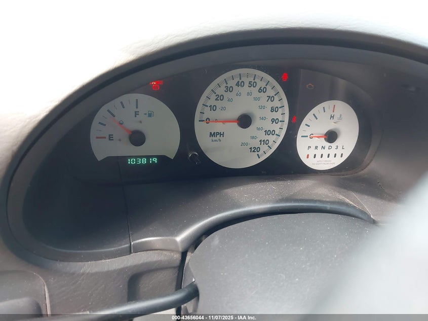 2005 Chrysler Town & Country VIN: 1C4GP45R85B225013 Lot: 43656044