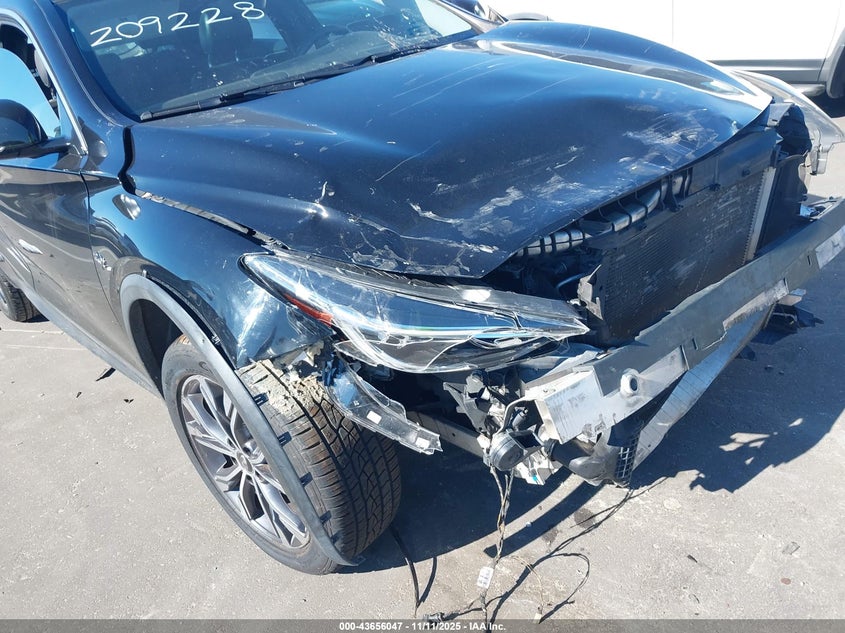 2017 Infiniti Qx30 Premium VIN: SJKCH5CR4HA024530 Lot: 43656047