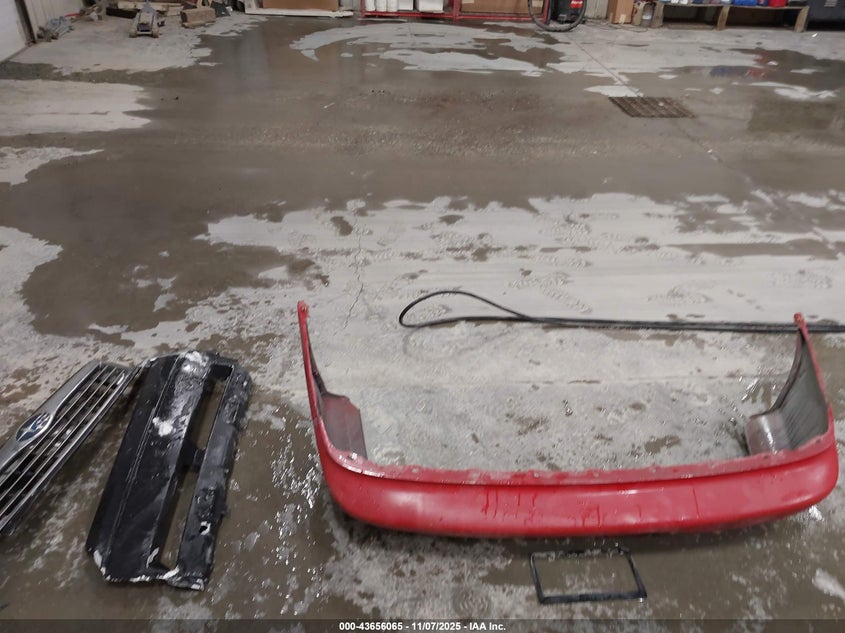 2000 Acura Integra Ls VIN: JH4DC4450YS013643 Lot: 43656065