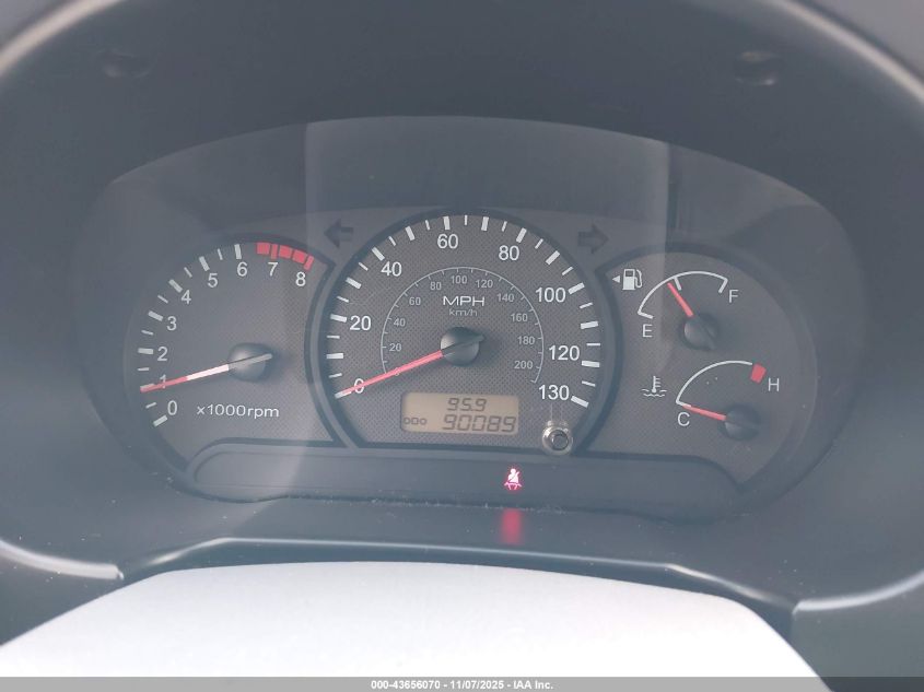 2005 Hyundai Accent Gls VIN: KMHCG45C35U579399 Lot: 43656070