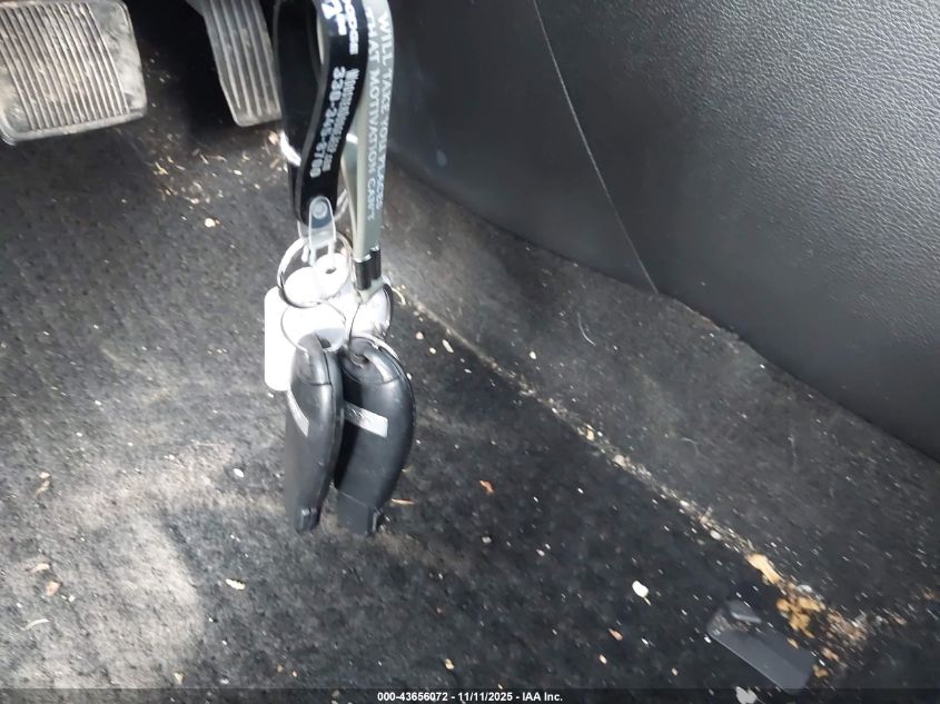 2015 Jeep Cherokee Latitude VIN: 1C4PJMCB7FW714827 Lot: 43656072