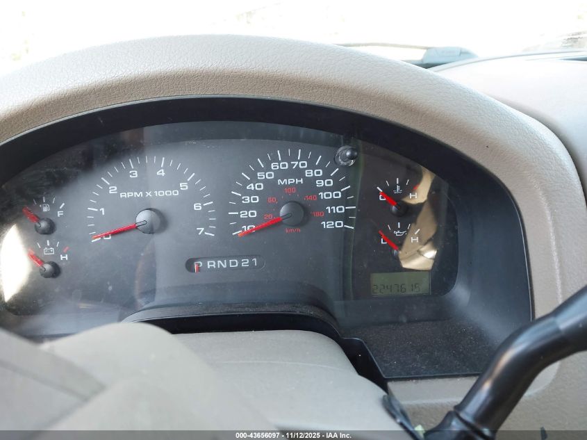 2004 Ford F-150 Stx/Xl/Xlt VIN: 1FTRX12W54NA96078 Lot: 43656097