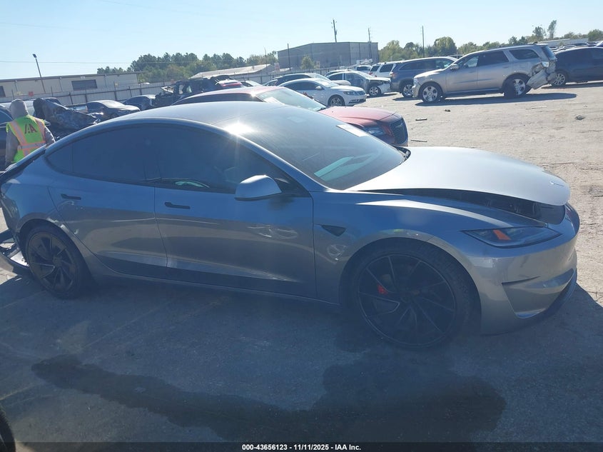 2025 Tesla Model 3 Performance VIN: 5YJ3E1ET0SF995262 Lot: 43656123