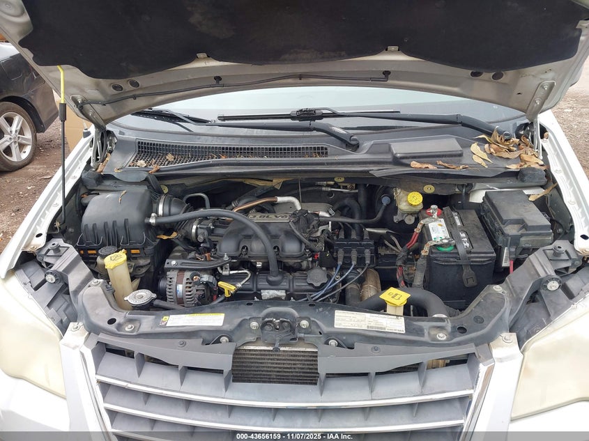 2008 Chrysler Town & Country Touring VIN: 2A8HR54P68R687749 Lot: 43656159