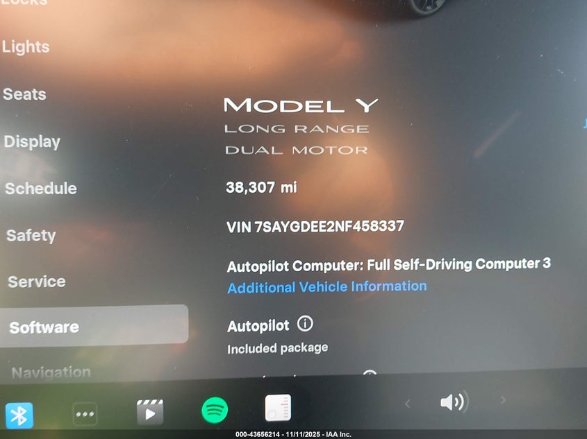 2022 Tesla Model Y Long Range Dual Motor All-Wheel Drive VIN: 7SAYGDEE2NF458337 Lot: 43656214